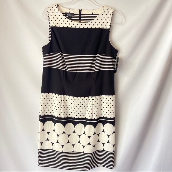 Alyx Dresses & Skirts - Alyssa dress